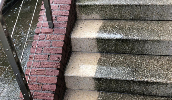 Professionelle Fassadenreinigung Fassilo Klinkerfassade